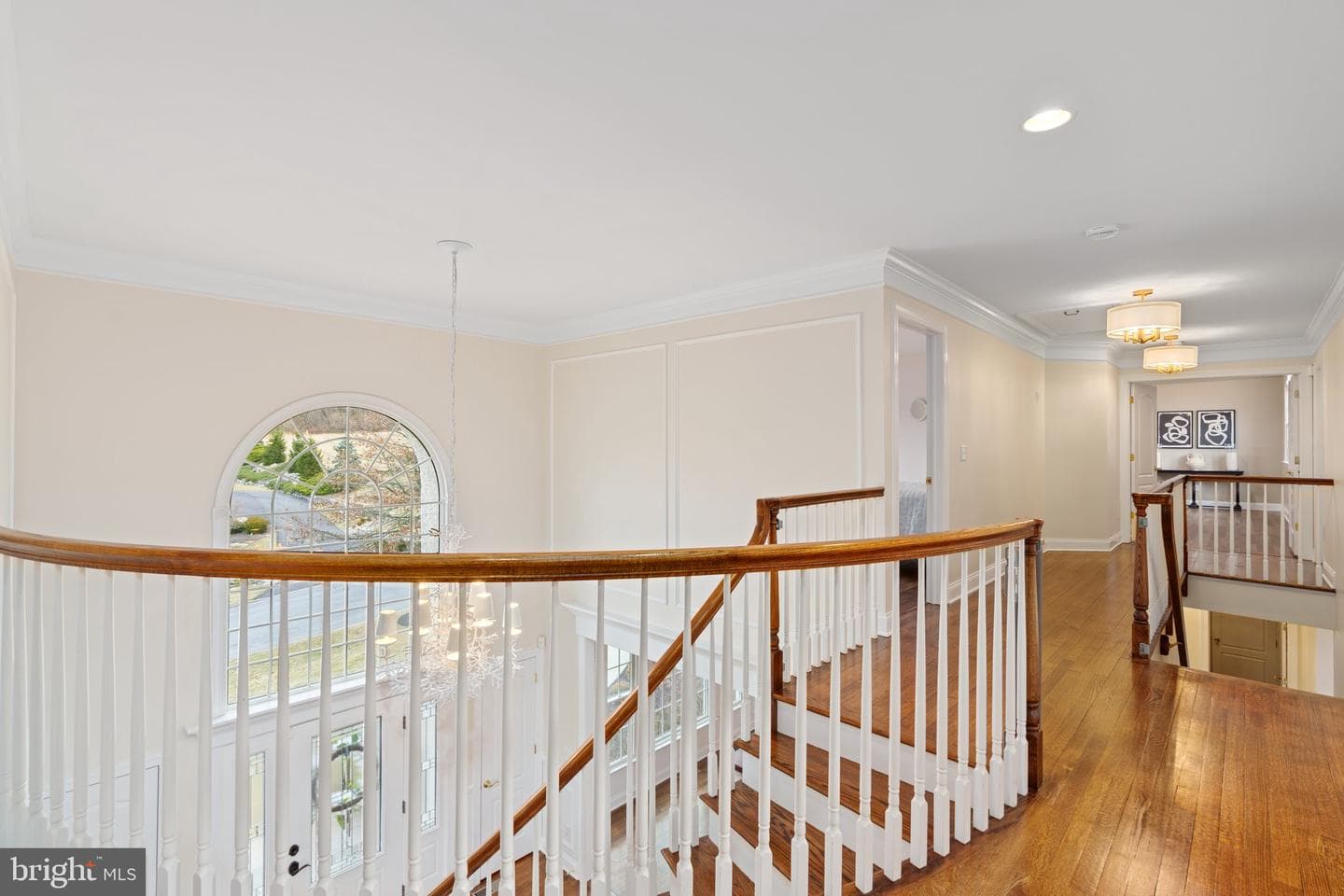 1460 Jakes Place photo 29