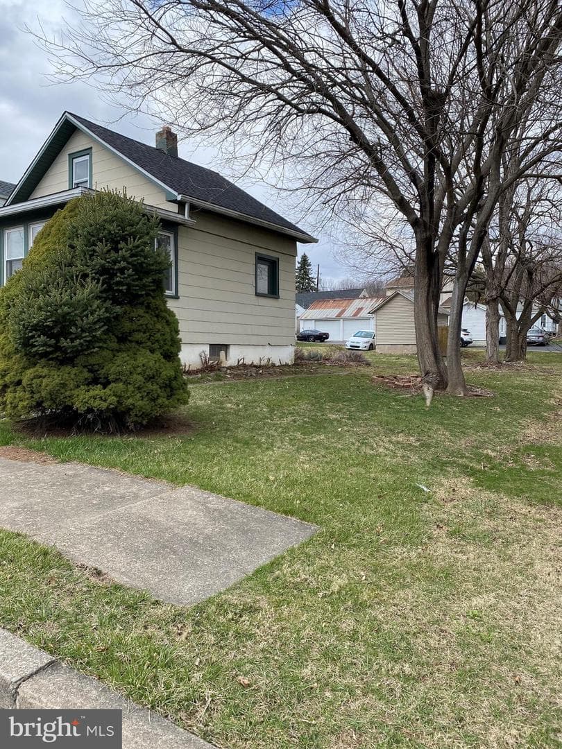 532 Heckman Avenue photo 4
