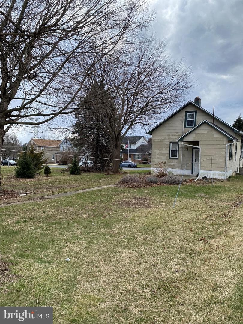 532 Heckman Avenue photo 6