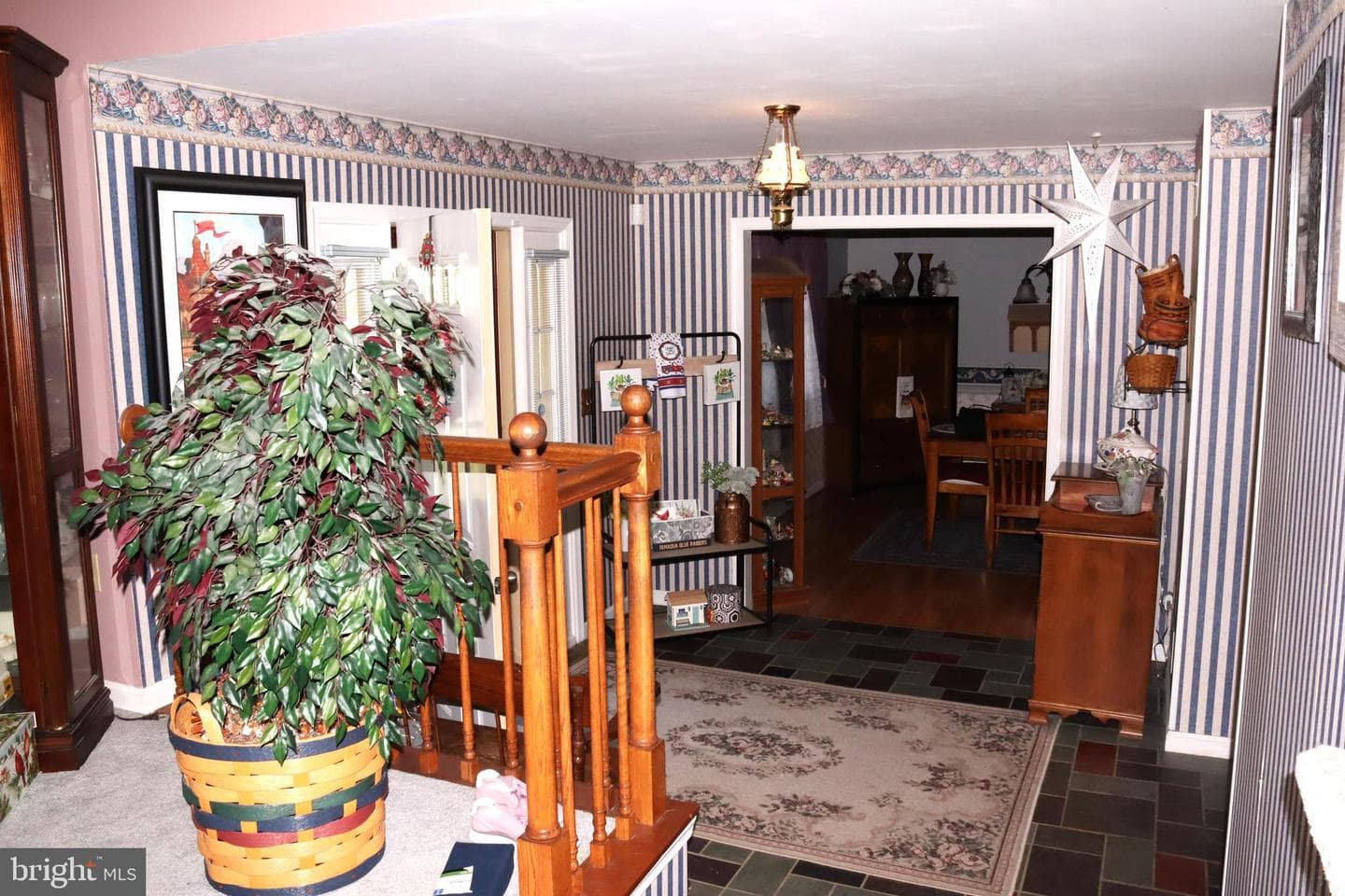 5435 Hale Avenue photo 8
