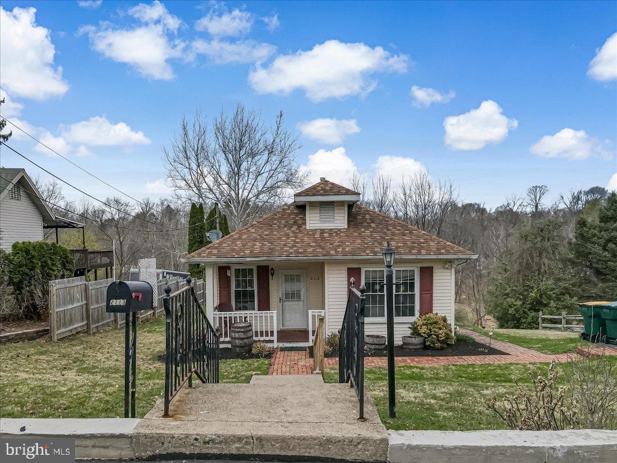 2113 Edgewood Avenue photo 8