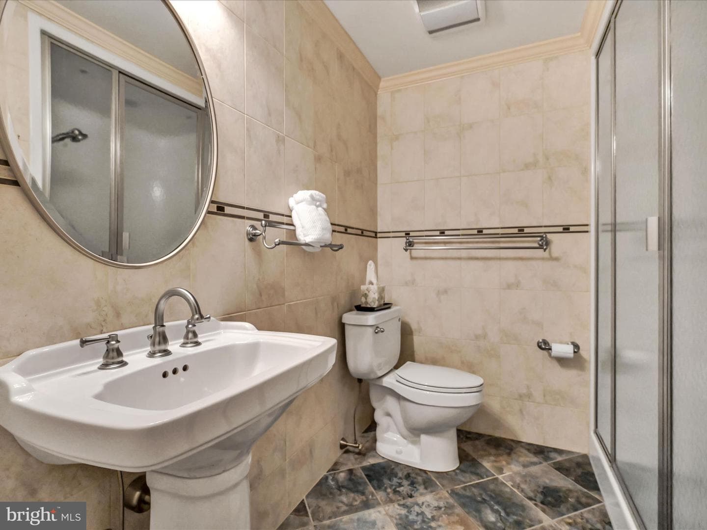 187 Eisenhart Boulevard photo 30