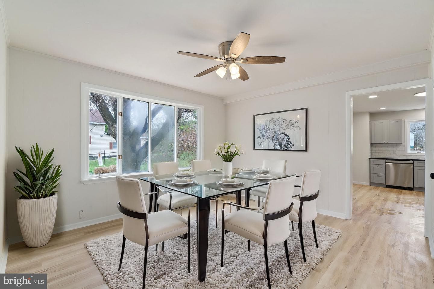 303 Green Street photo 13