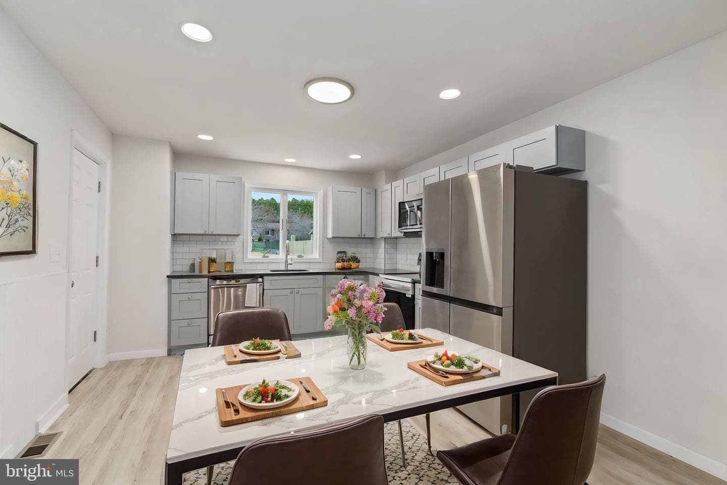303 Green Street photo 20