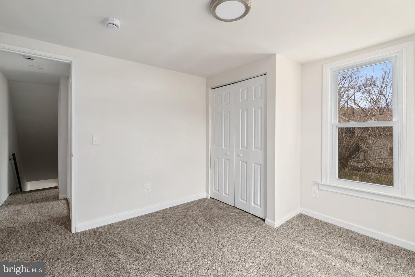 303 Green Street photo 29