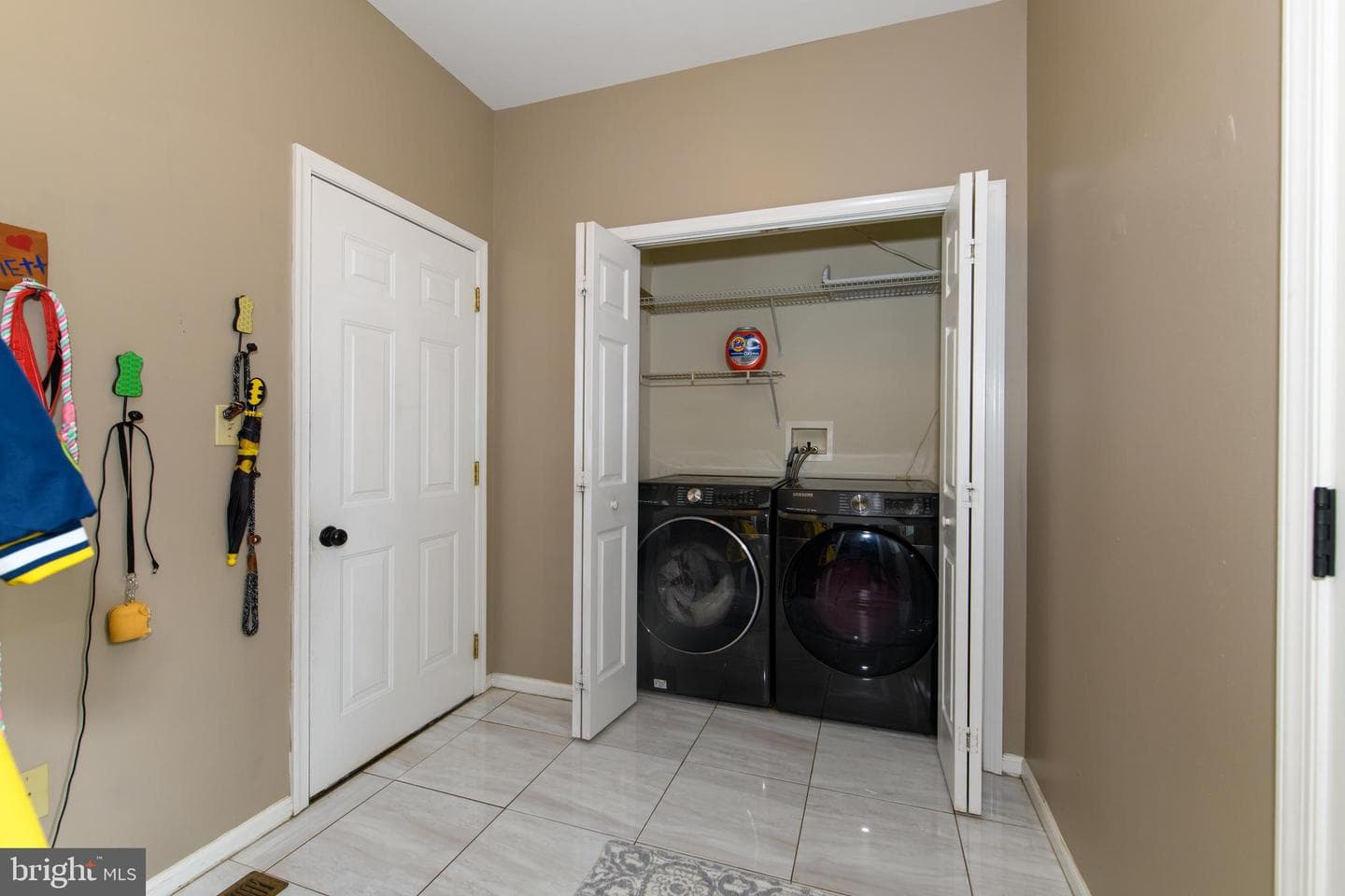 2560 Steele Lane photo 13
