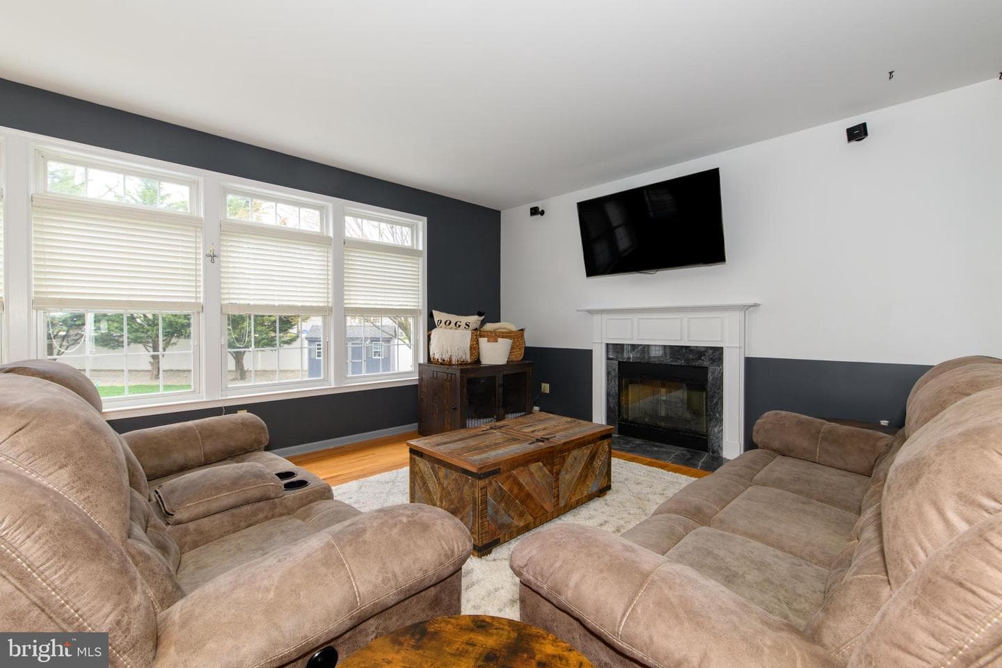 2560 Steele Lane photo 9