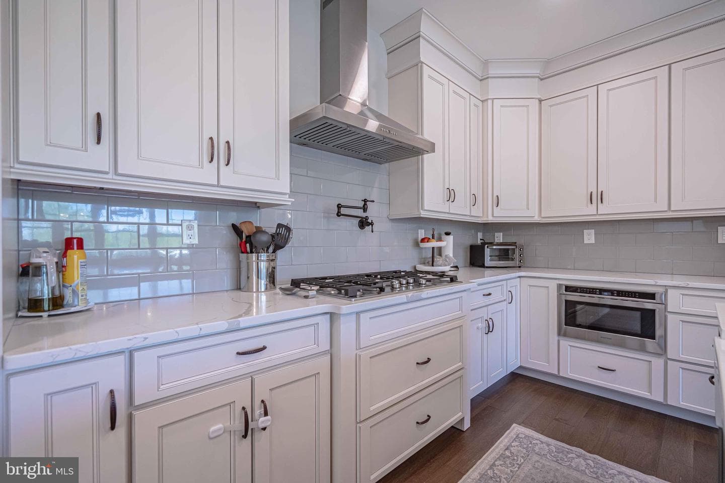 232 Cobblestone Lane photo 16