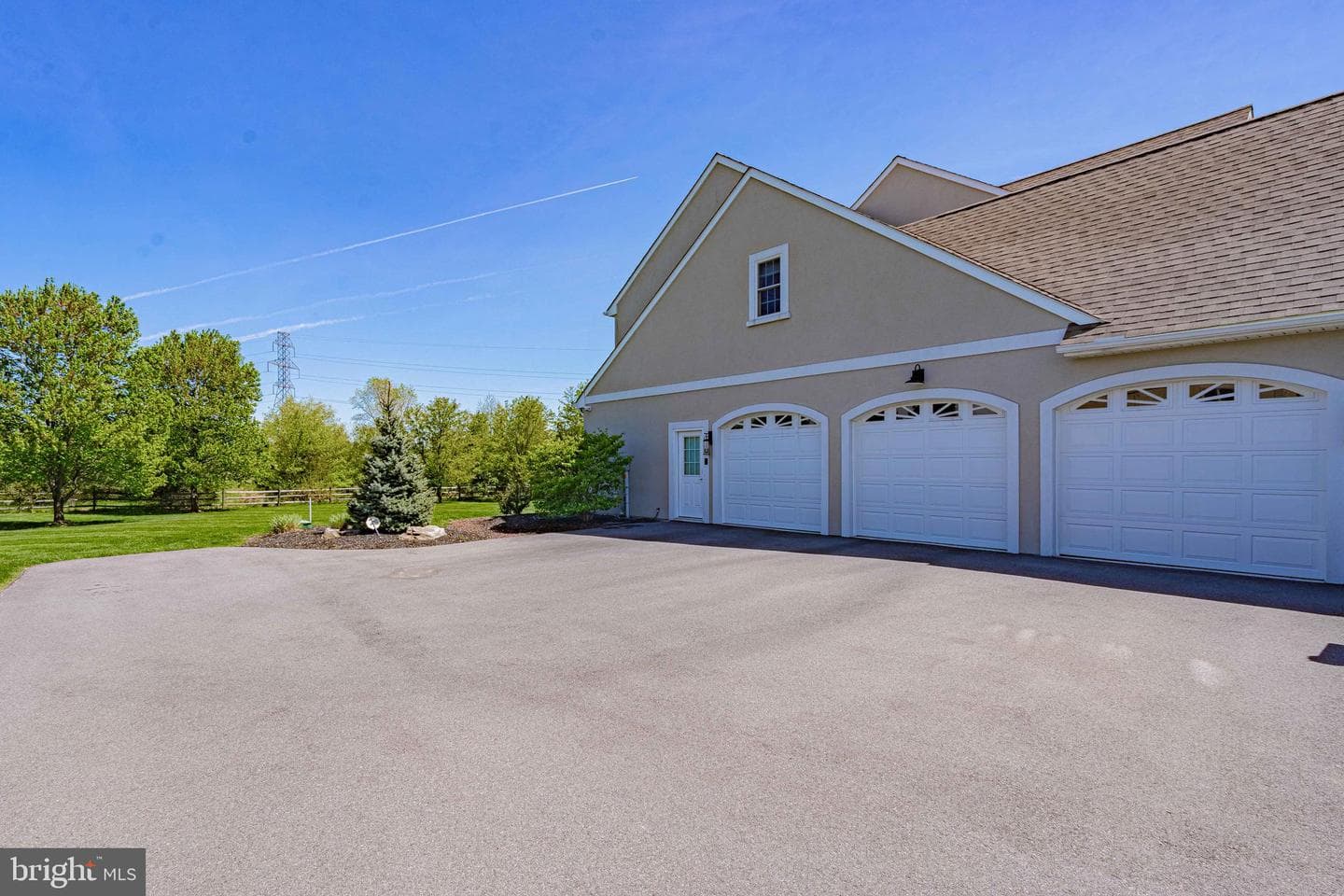 232 Cobblestone Lane photo 2