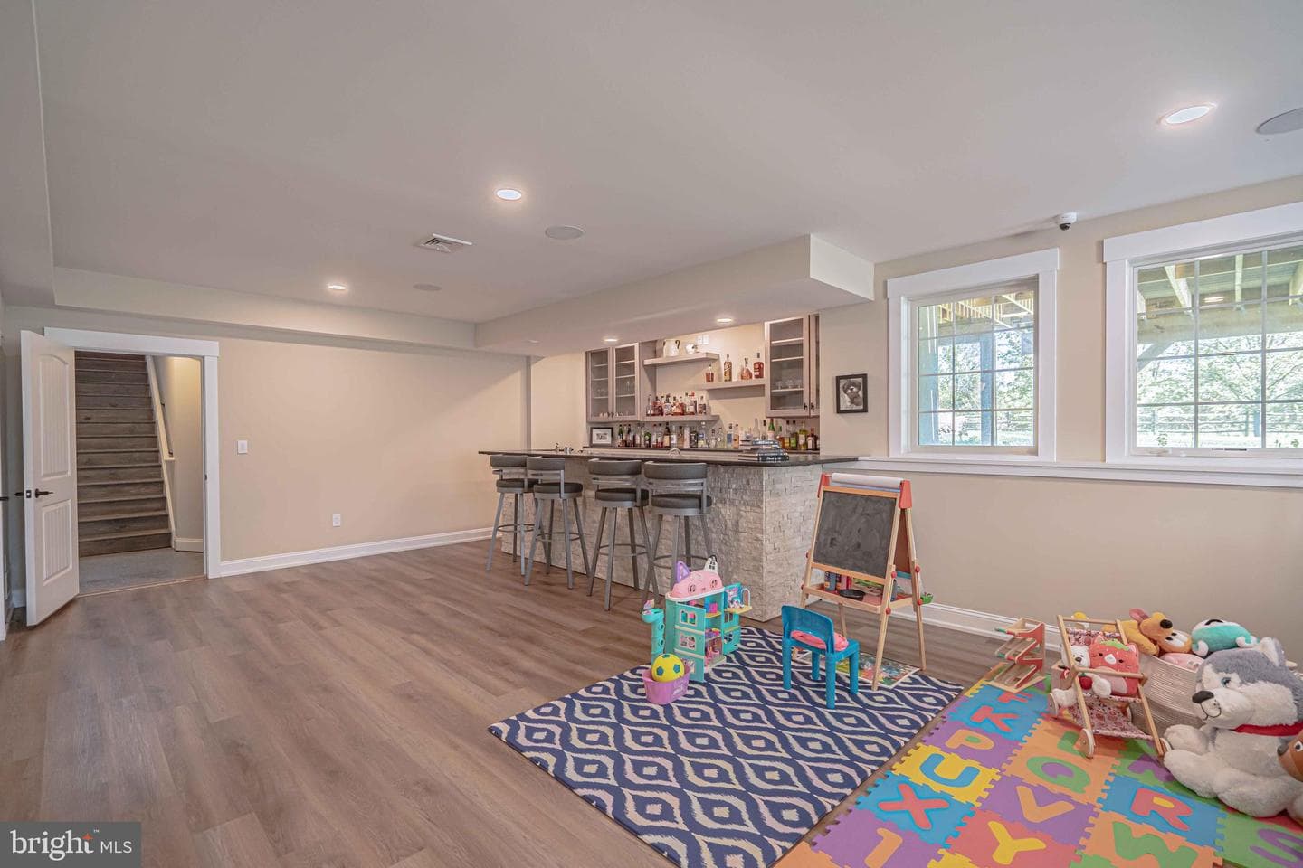 232 Cobblestone Lane photo 47