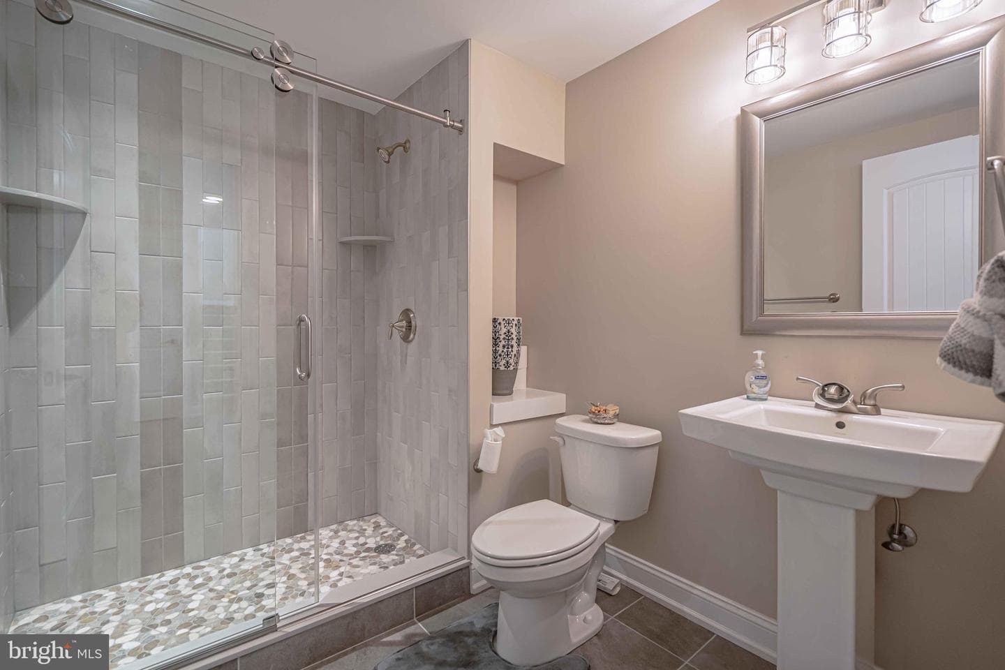 232 Cobblestone Lane photo 54