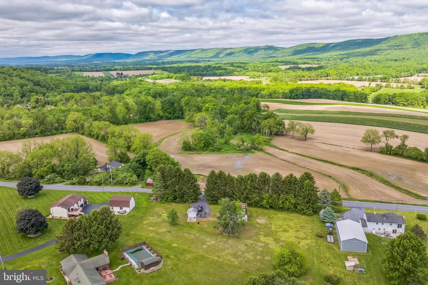 3271 W Scenic Drive photo 5