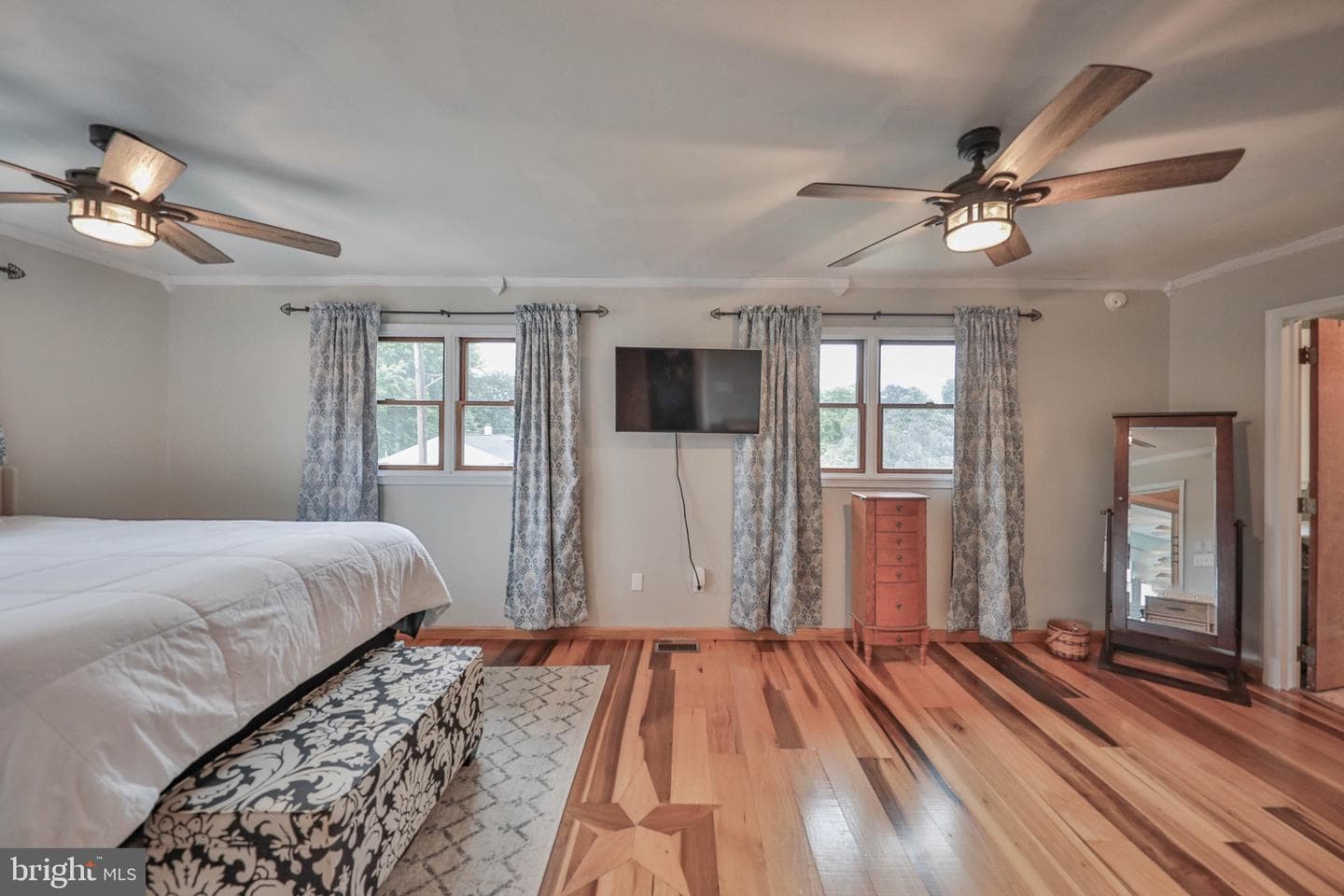 4338 Winfield Terrace photo 25