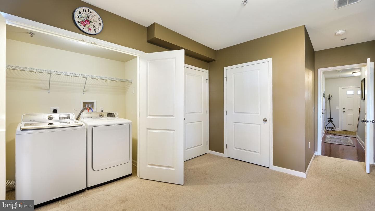 1522 Brookstone Place photo 4