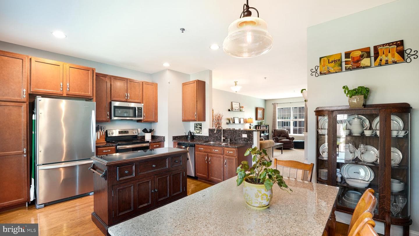 1522 Brookstone Place photo 8