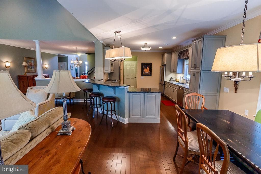 1069 Resolution Drive photo 27