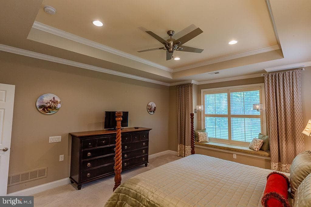 1069 Resolution Drive photo 36