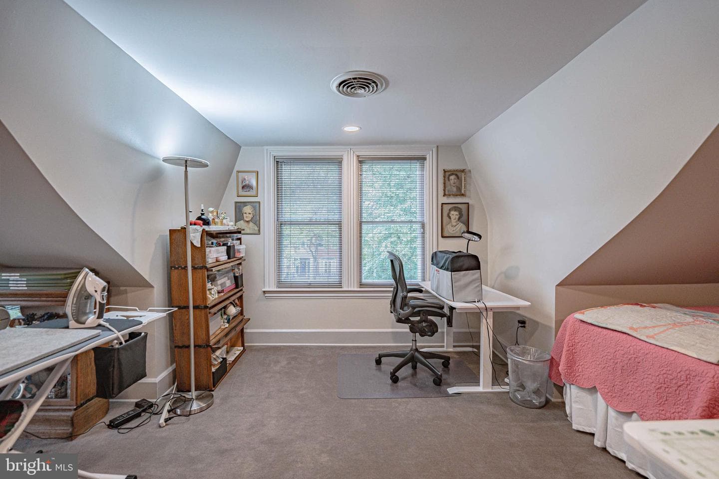 132 E Market Street photo 40