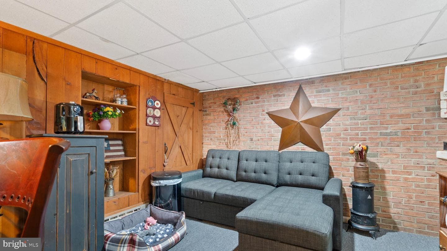 3063 Clearview Street photo 22