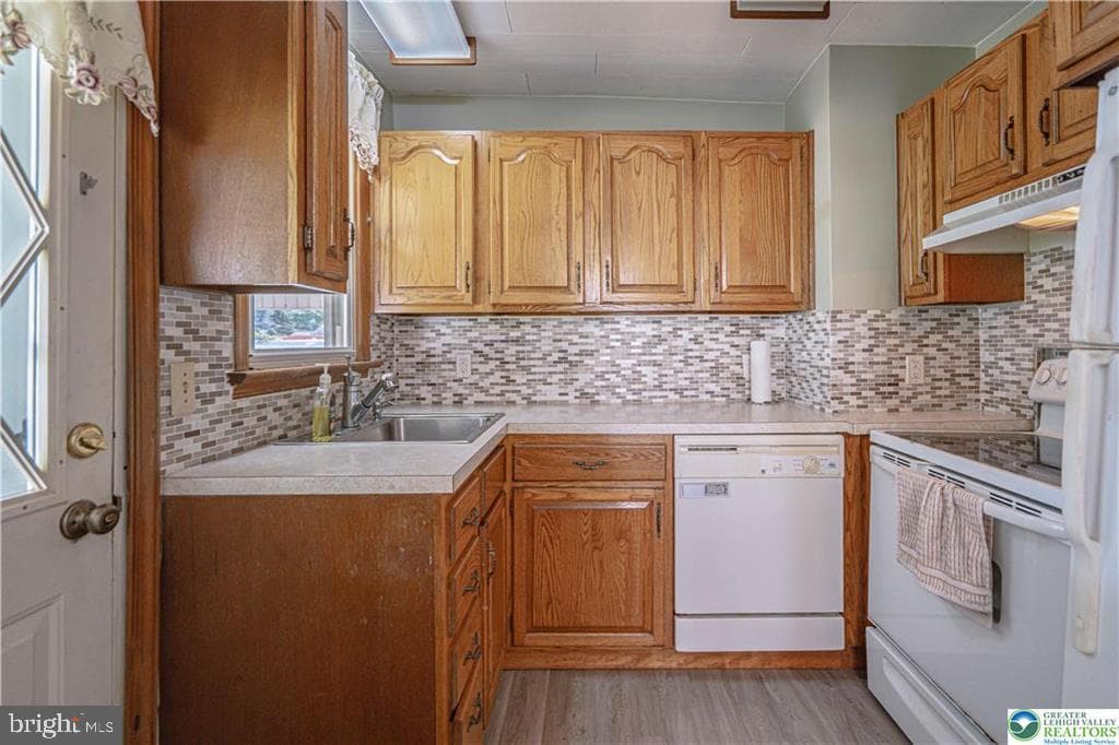 132 Cedar Road photo 15