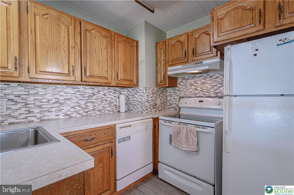 132 Cedar Road photo 16