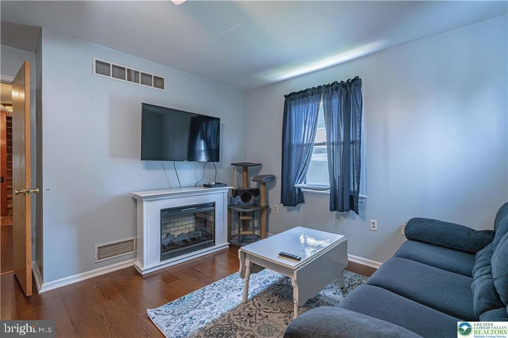 132 Cedar Road photo 26