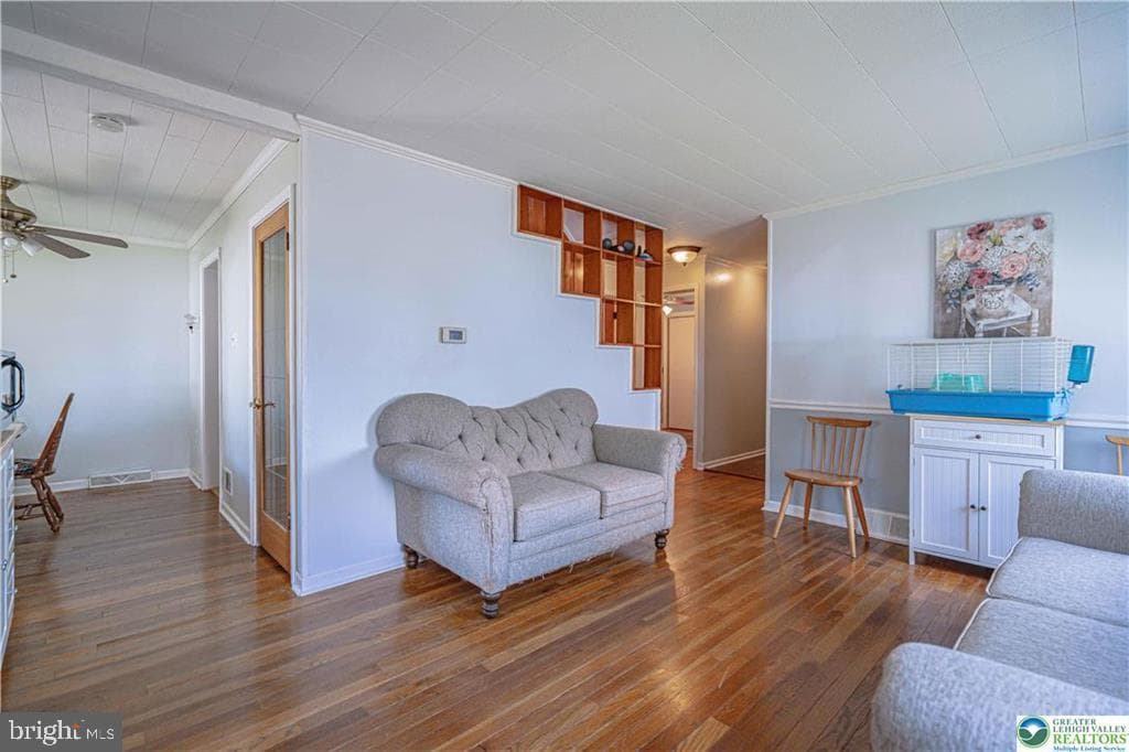 132 Cedar Road photo 9