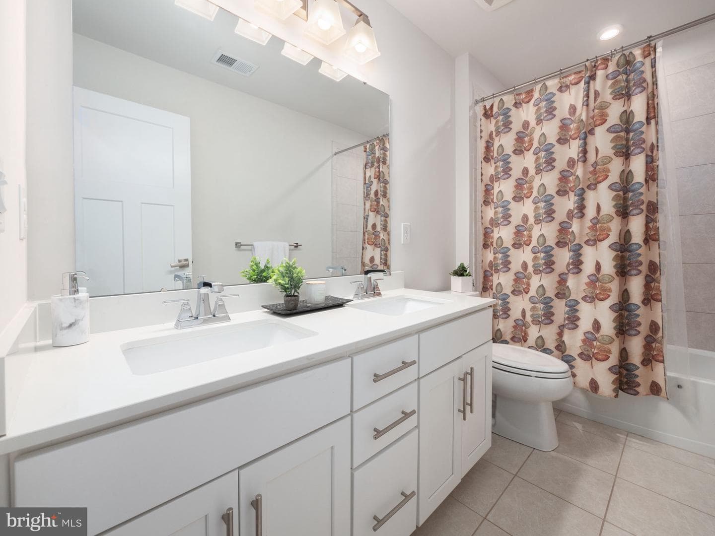 2560 14th Street photo 47