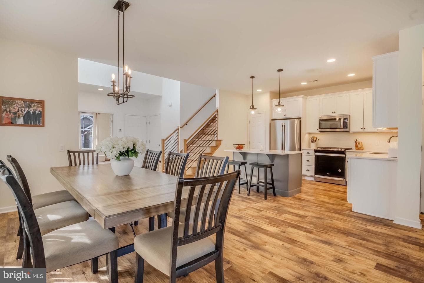3886 Victors Way photo 18