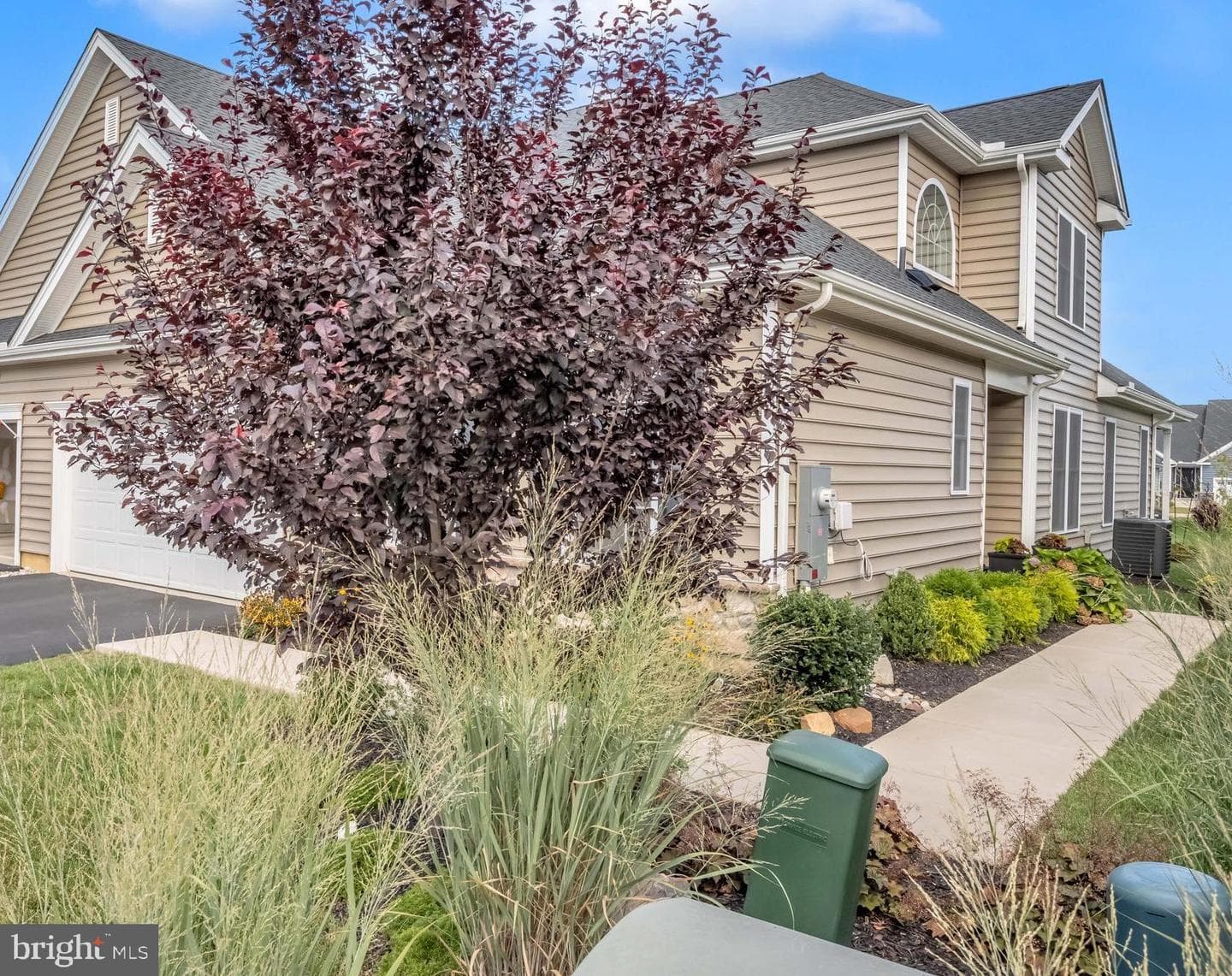 3886 Victors Way photo 3