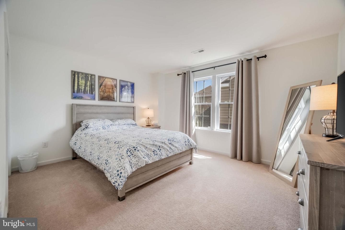 3886 Victors Way photo 30