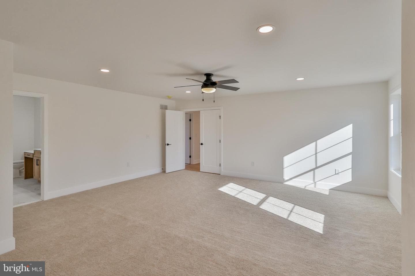 883 Emerald Valley Lane photo 32
