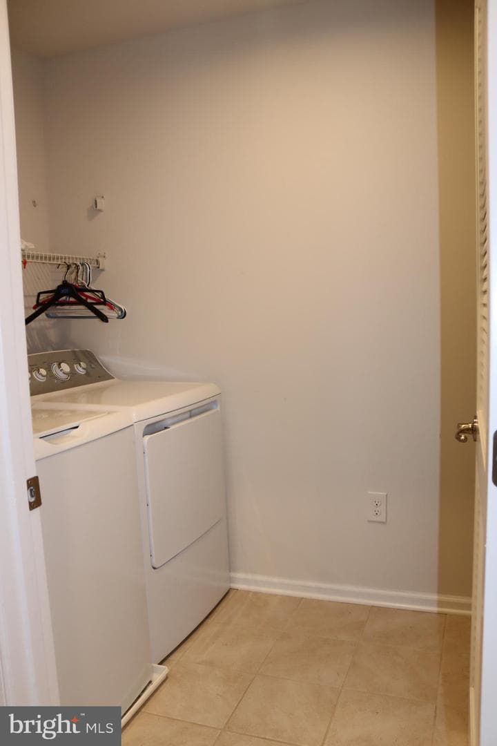 4788 Dealtrey Drive photo 39