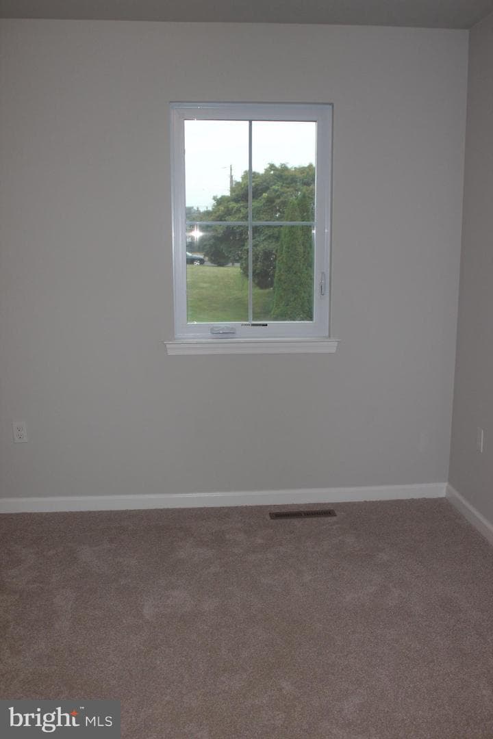 82 Hess Avenue photo 8