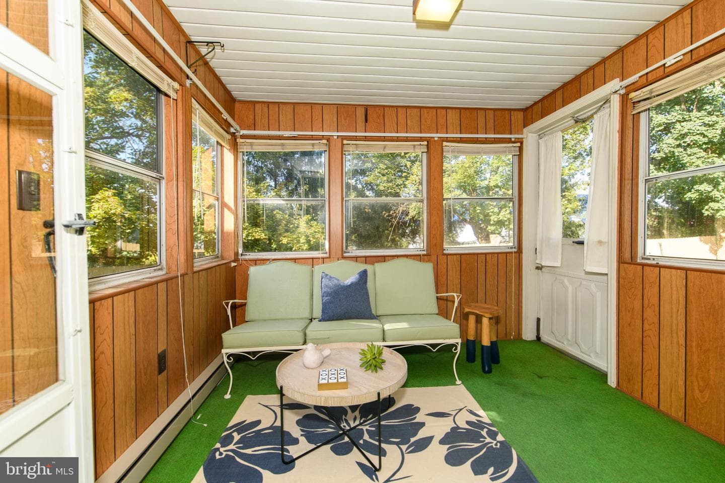 95 Jeffrey Street photo 12