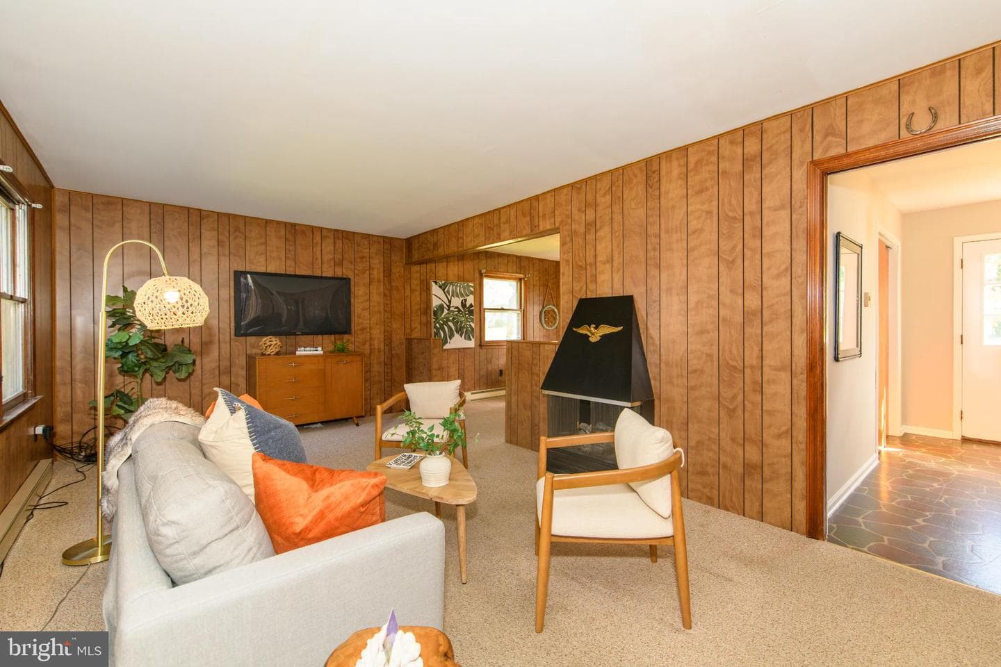 95 Jeffrey Street photo 9