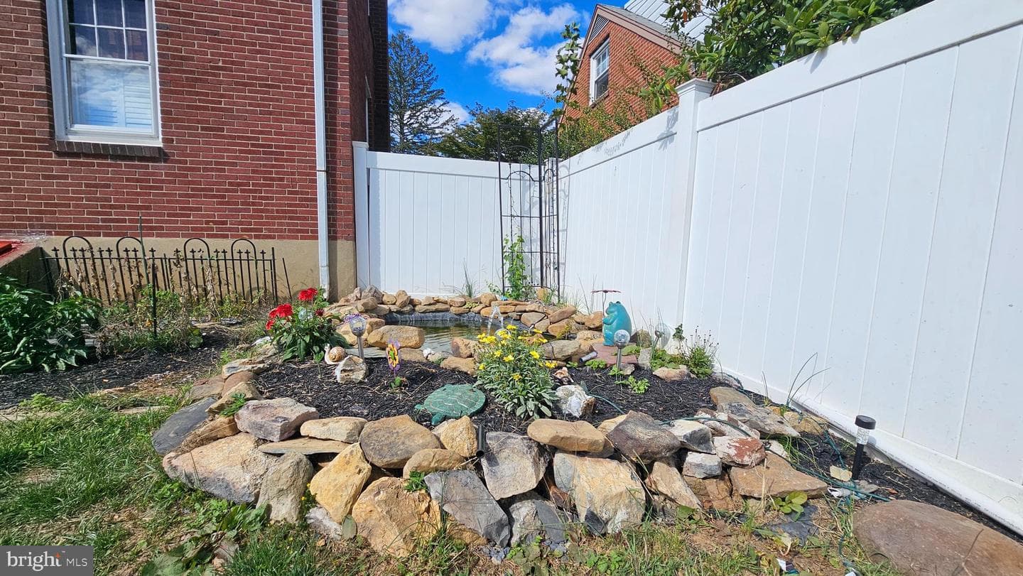 1065 Easton Road photo 23