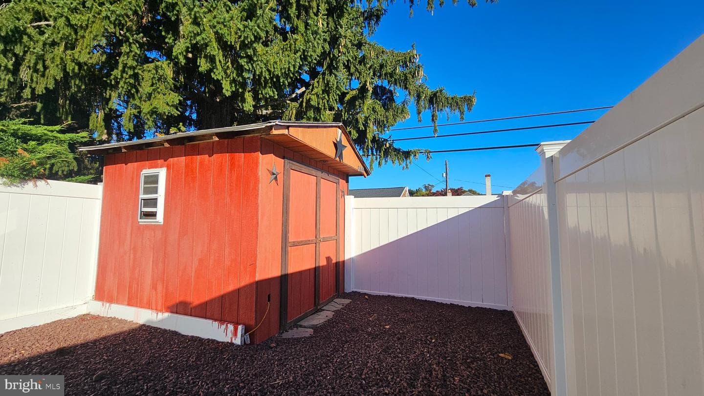 1065 Easton Road photo 25