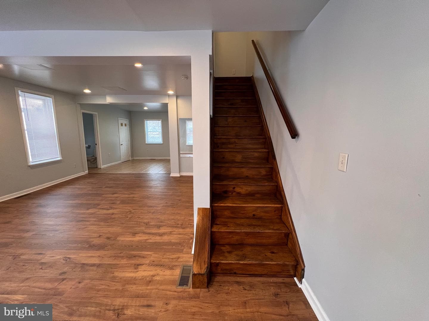 427 Pawnee Street photo 11