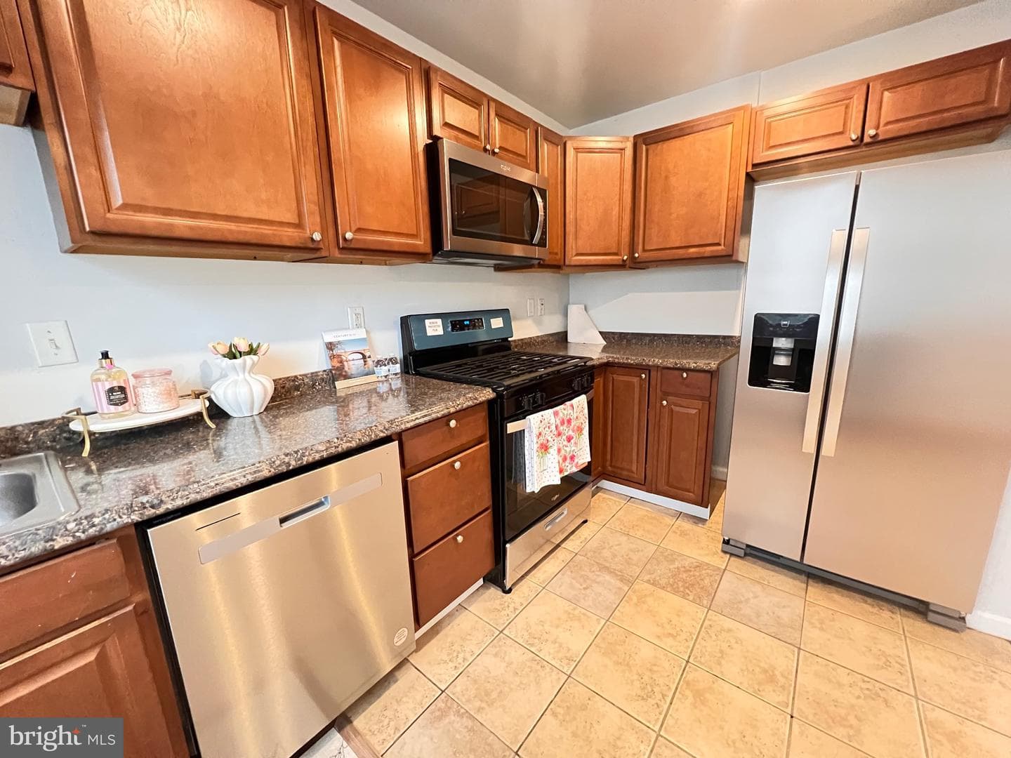 427 Pawnee Street photo 9