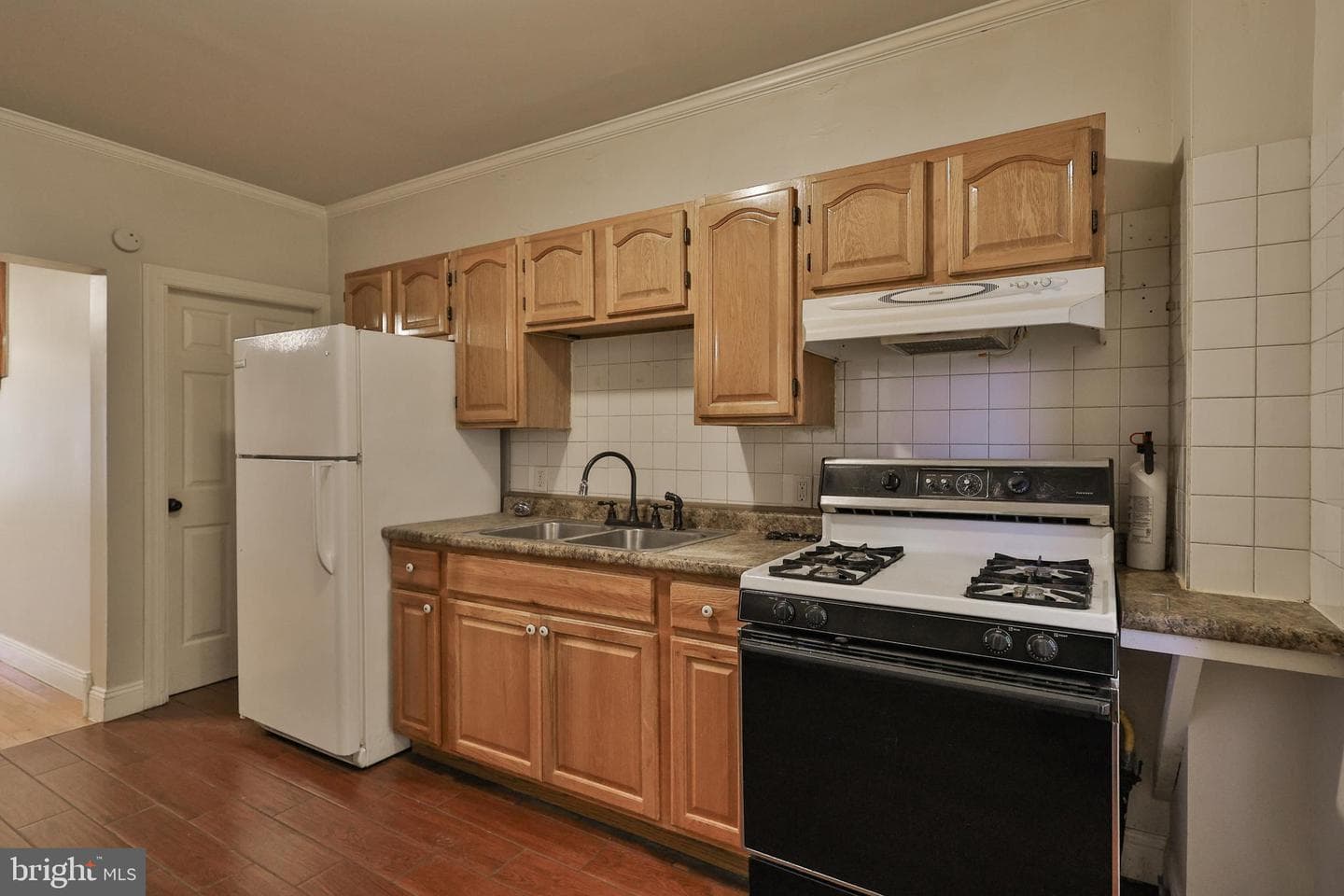 630 Pierce Street photo 18