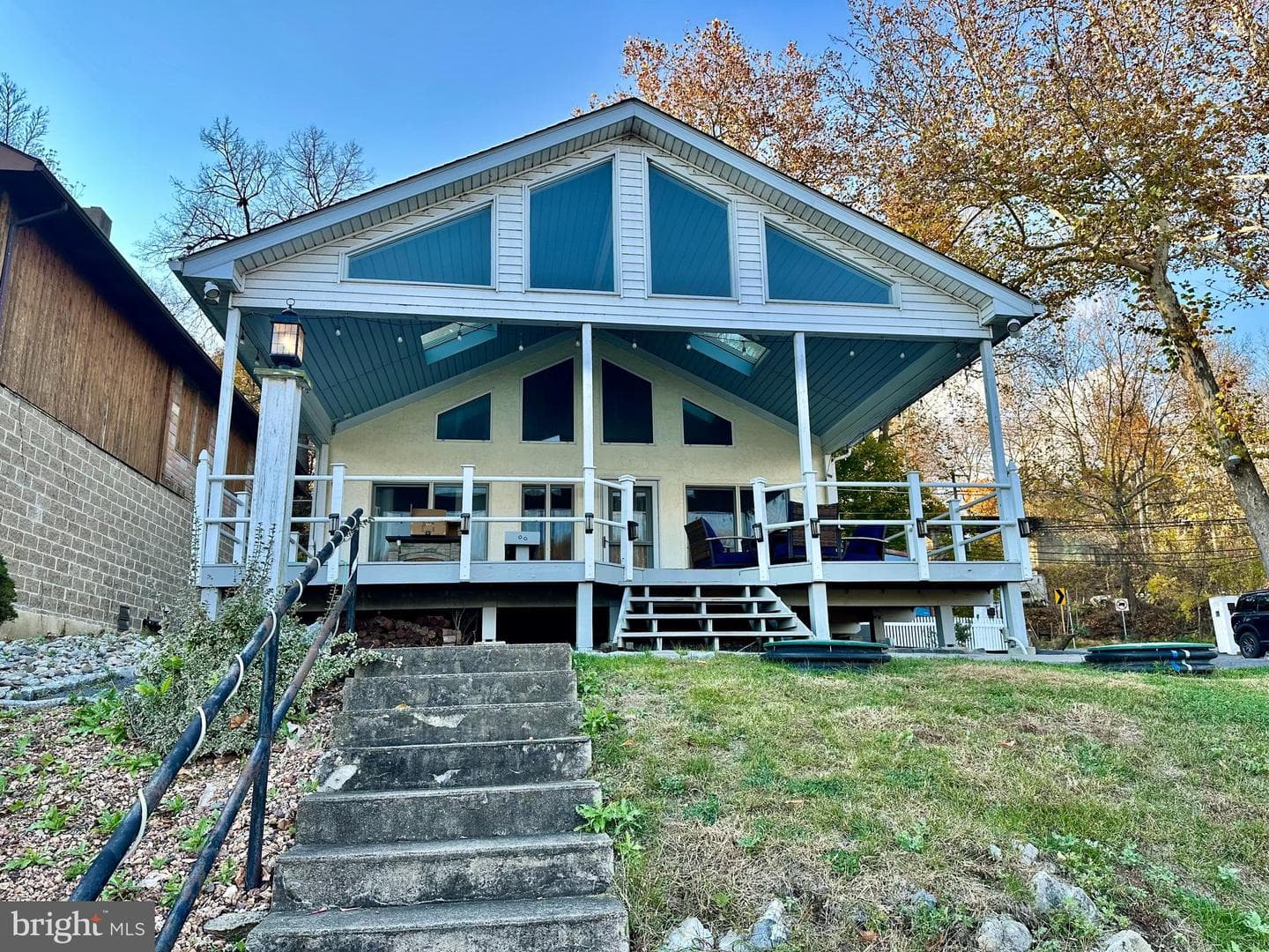 4305 N Delaware Drive photo 2
