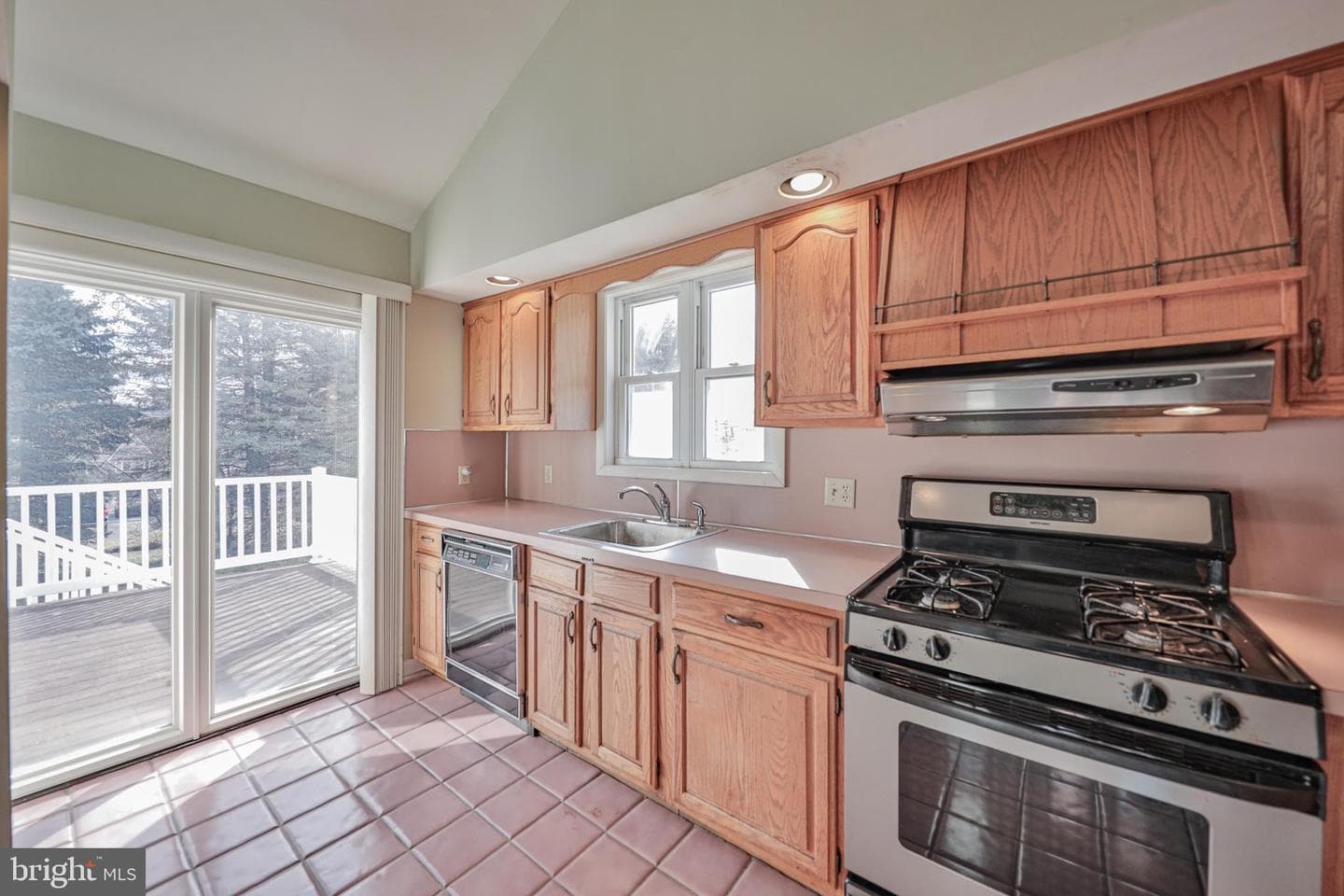 414 10th Street photo 13
