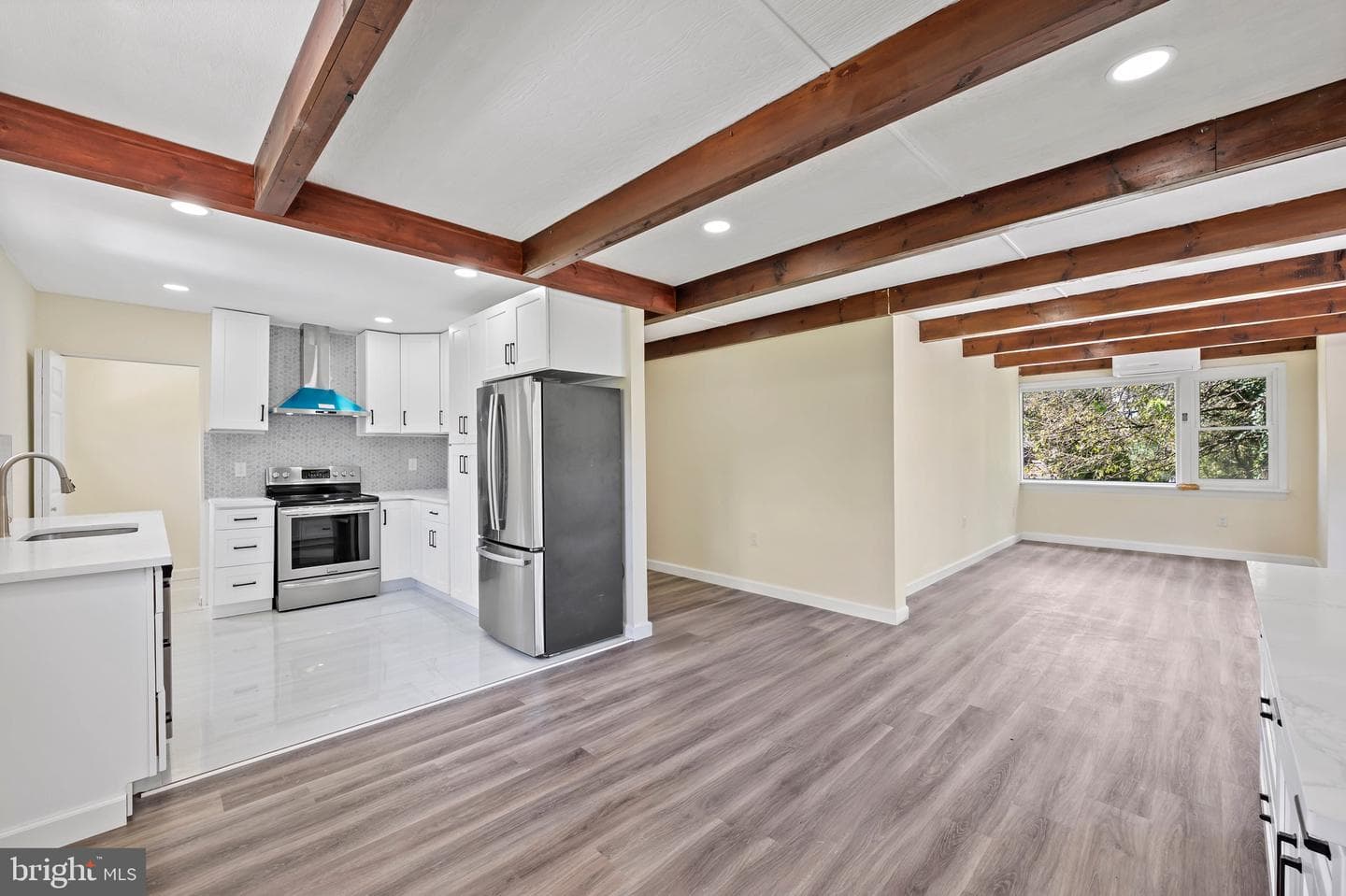 2020 Leithsville Road photo 5