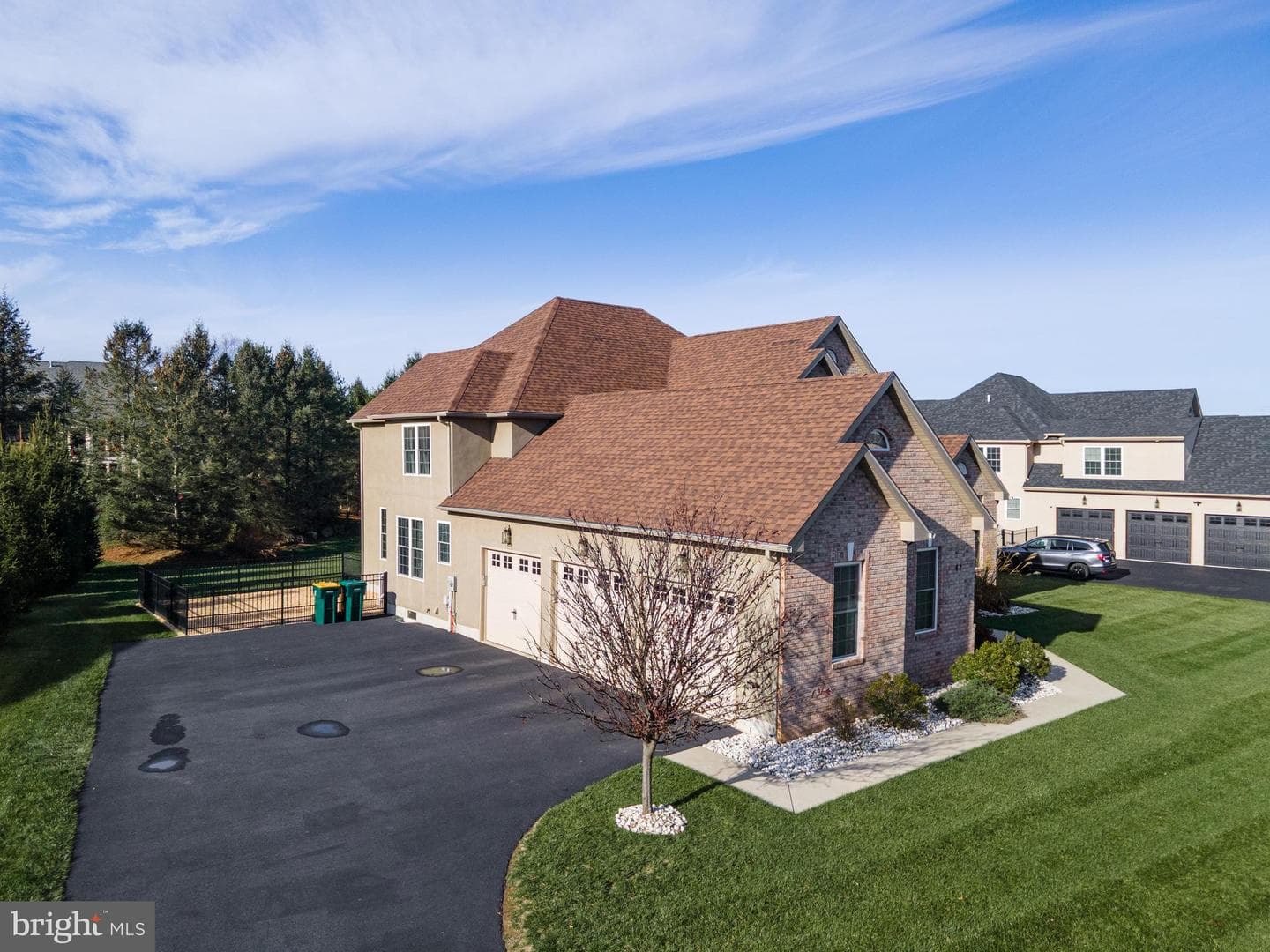 62 Surrey Drive photo 2
