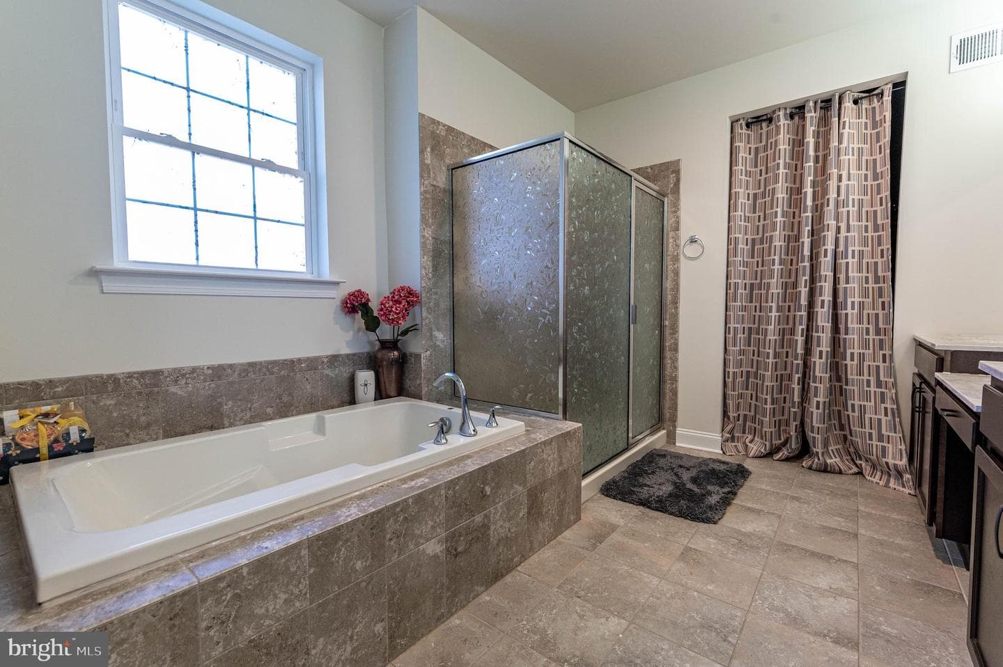62 Surrey Drive photo 35