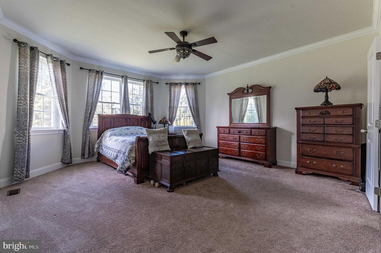 62 Surrey Drive photo 5