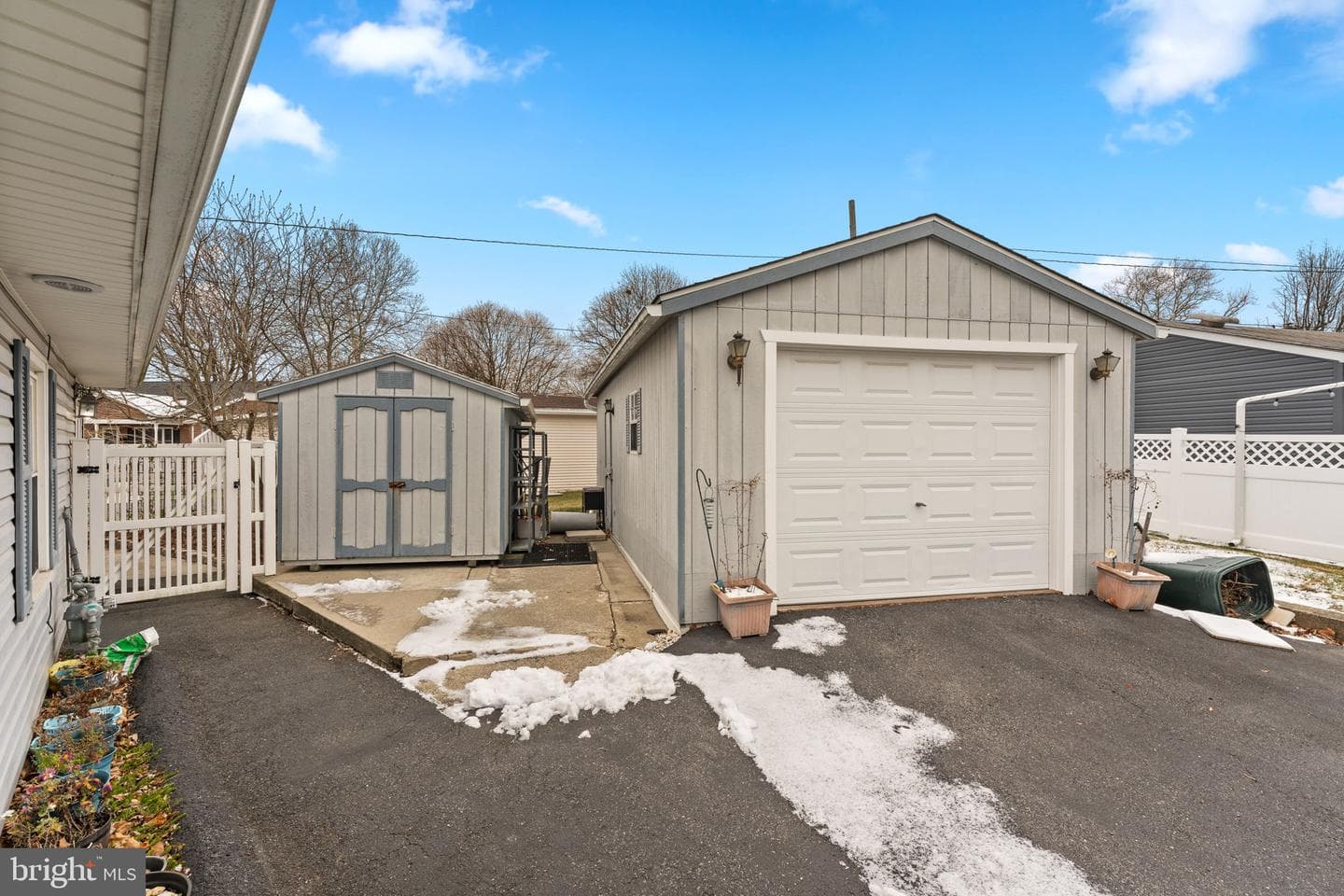 49 Seyfried Avenue photo 24