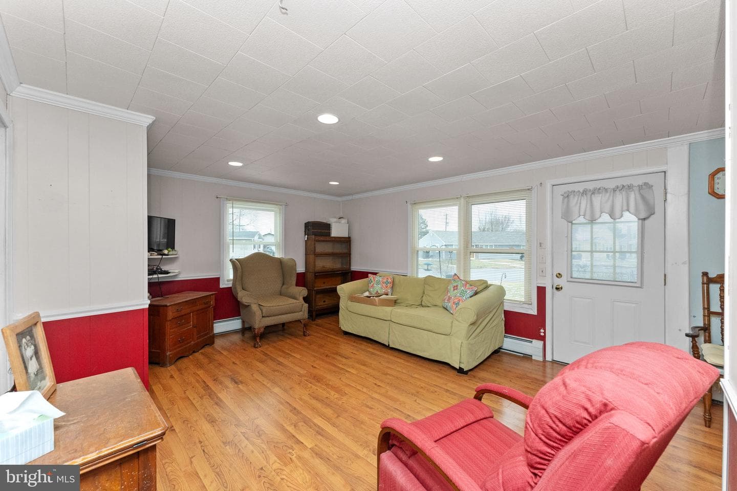 49 Seyfried Avenue photo 4