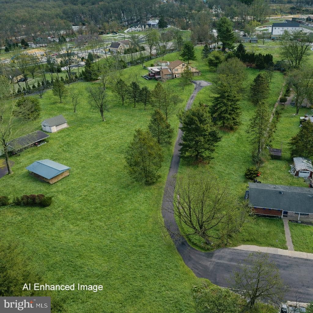 1501 Detweiler Avenue photo 6